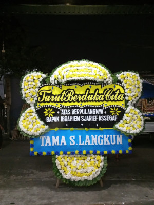Papan Bunga Duka di Kubu Gadang